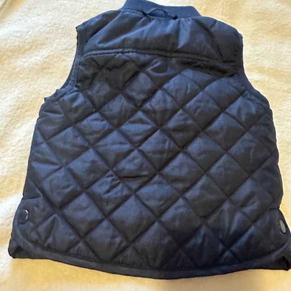 Tommy Hilfiger baby vest size 12 months full zip quilted pattern pockets - Picture 4 of 4